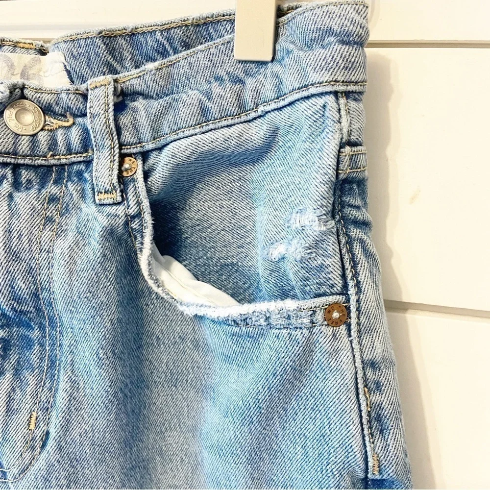 We the free | High Rise Distressed Jeans Size 26